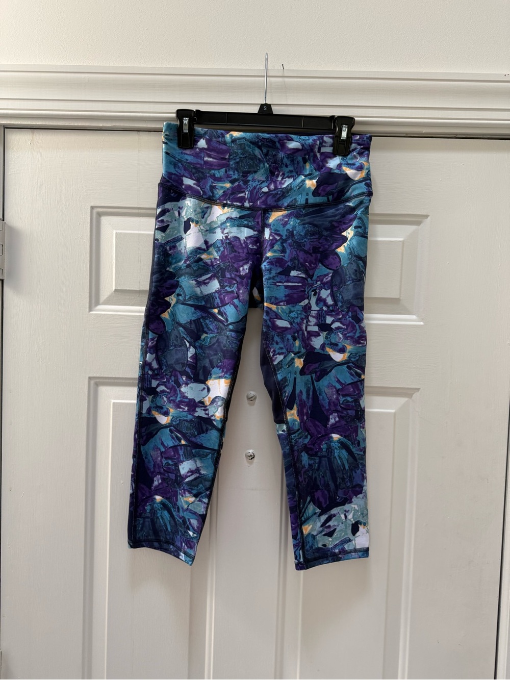 NWOT Champion Performance Capri Leggings